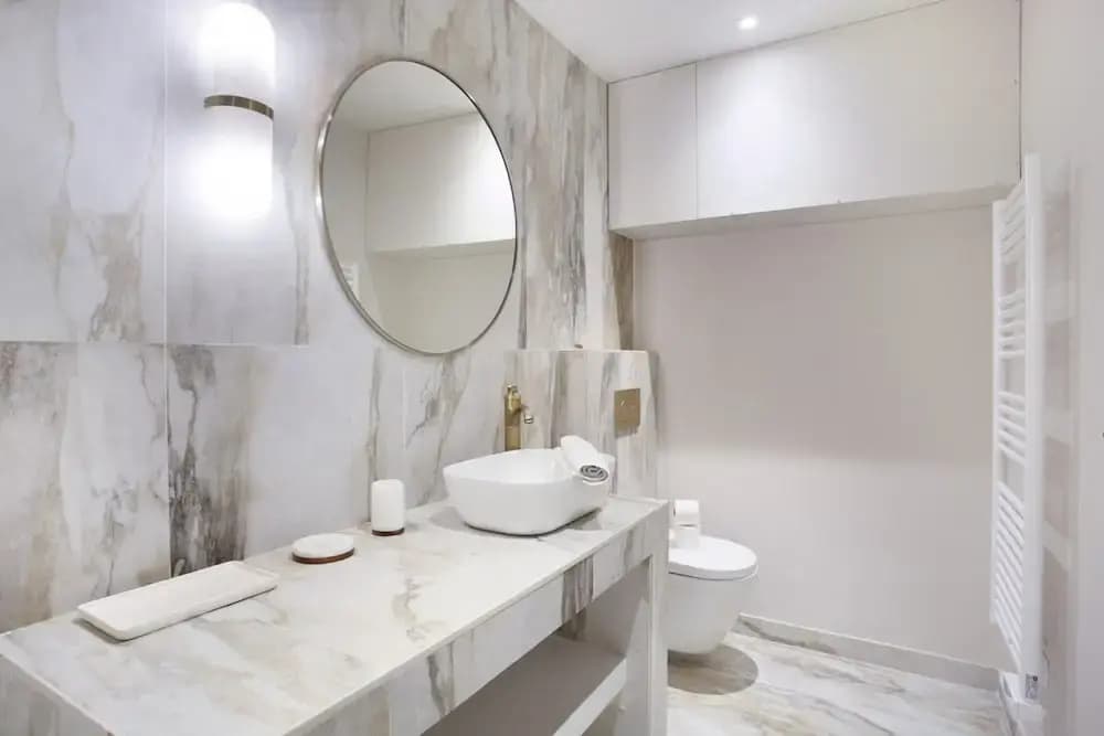 Luxurious and new Apartment in the Center of Paris - photo 16