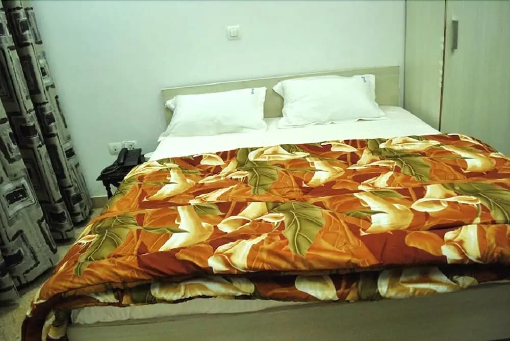BIR Home Stay - photo 7