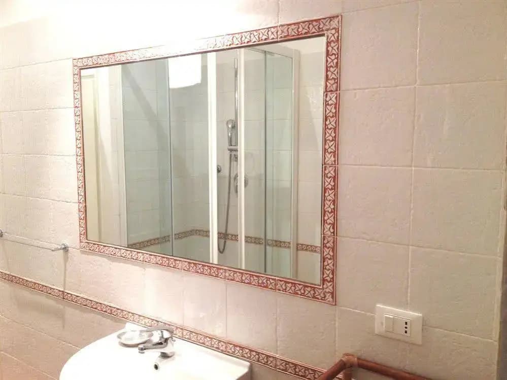 Genny Rooms Piazza di Spagna - photo 9