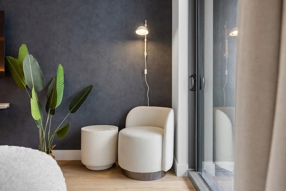Luxury City View Condo - photo 8