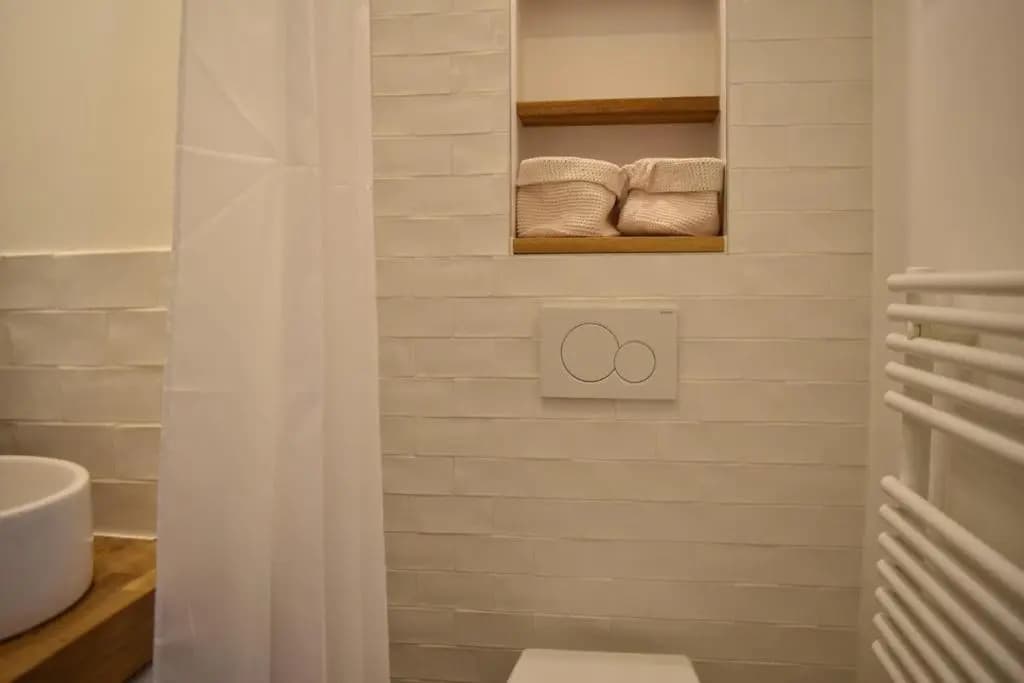 Stylish and Modern Apartment in Le Marais - photo 7
