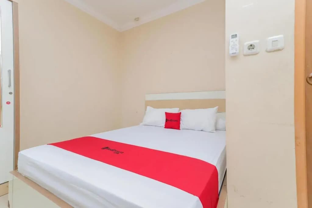Wisma Basco Syariah by OYO Rooms - photo 12