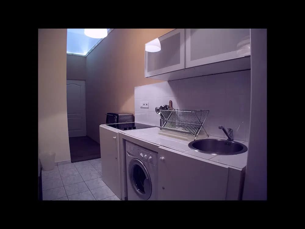 Hunyadi Ter Apartments - photo 13