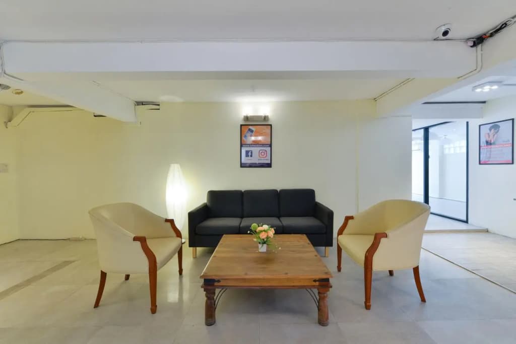 Studio Asoke Hotel - photo 11