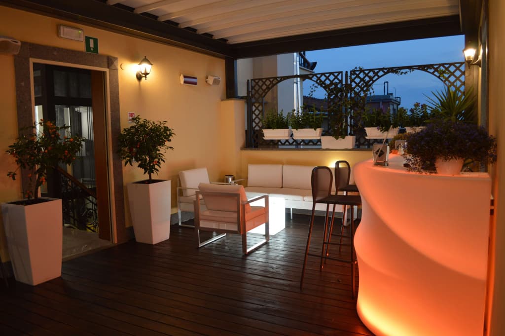 Hotel Montecarlo - photo 17