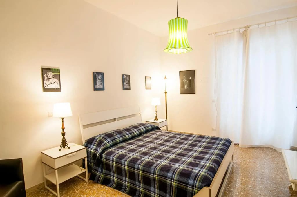 Vatican Museums Roomy Apartment - photo 3