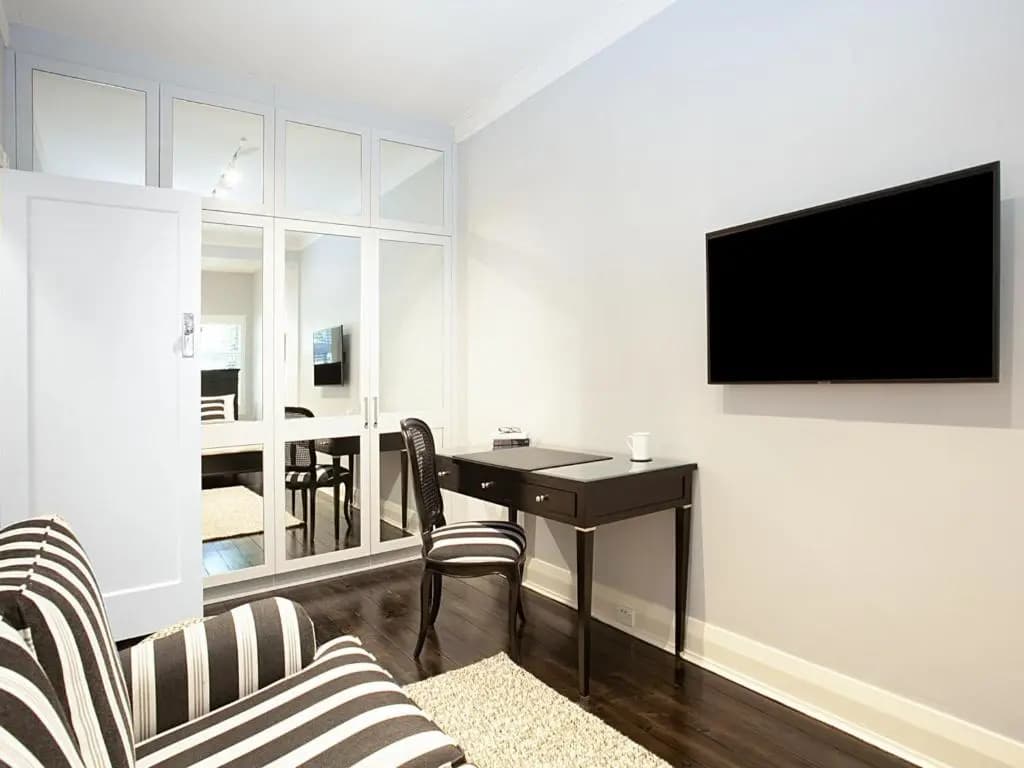 BAYSIDE RETREAT-hosted by:L'Abode Accommodation - photo 1