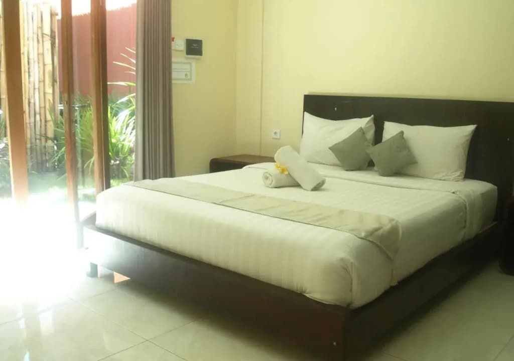 Gatsby Hotel and Hostel - photo 1