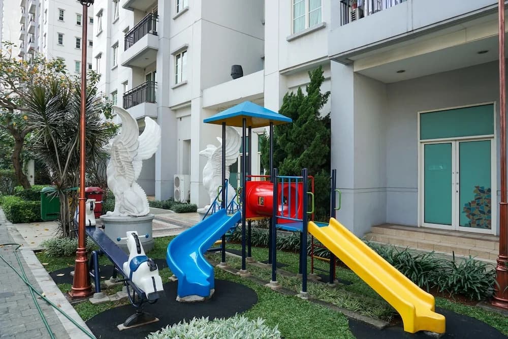 Spacious 3BR MOI Apartment Kelapa Gading - photo 15