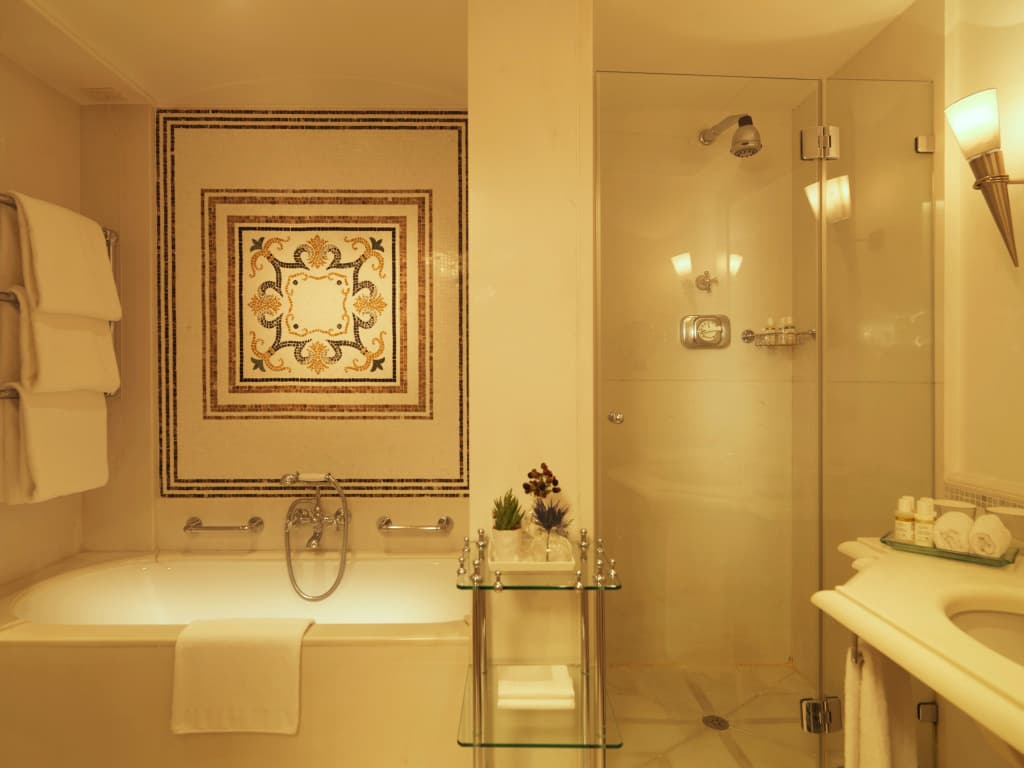Hotel Savoy - photo 20