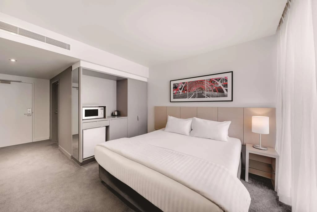 Travelodge Hotel Melbourne Docklands - photo 6