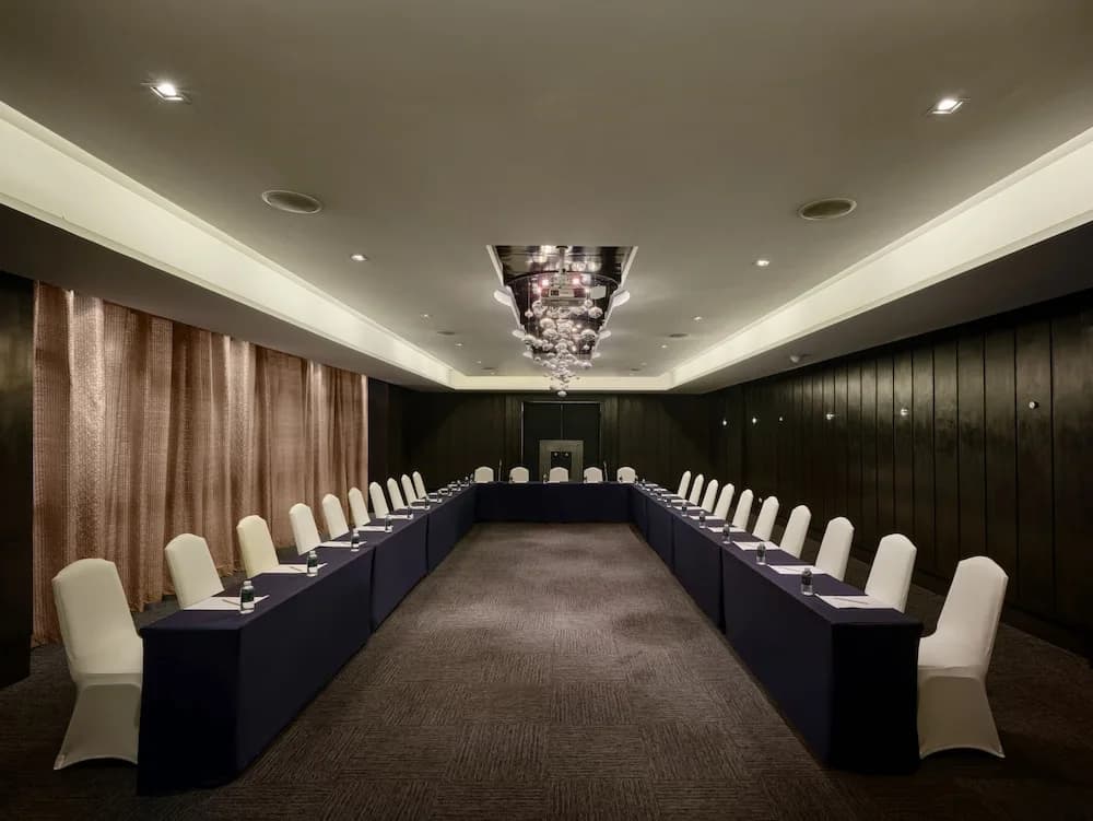 Graph Hotels Bangkok - photo 22