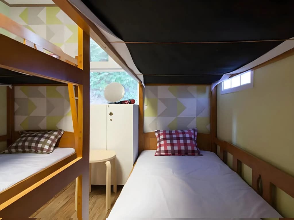 Cube Guesthouse - photo 3