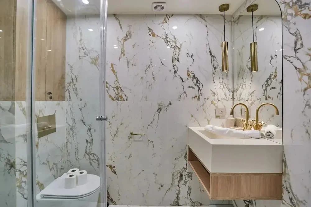 Lou Suites - photo 8