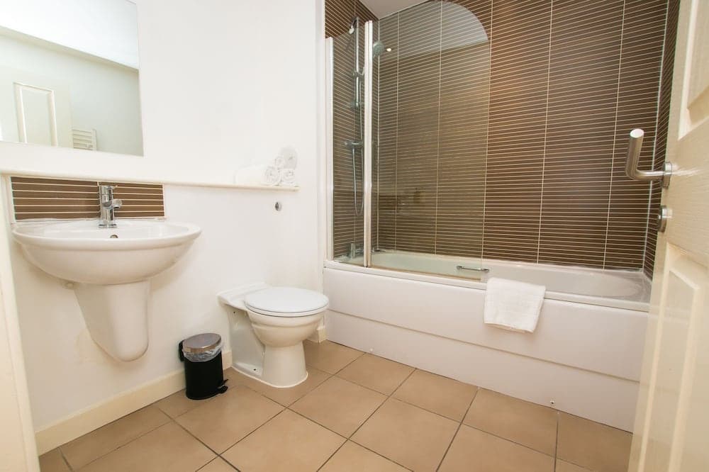 Blue Harbour Apartments - photo 8