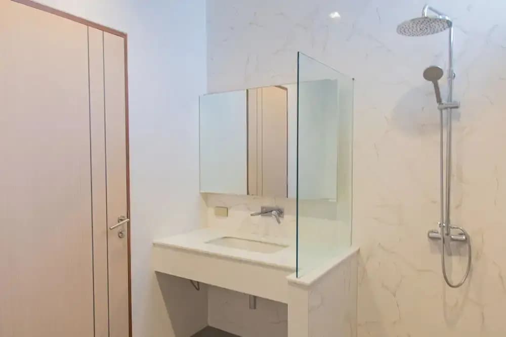 Alhambra Pool Villas & Pool Access Rooms - photo 9
