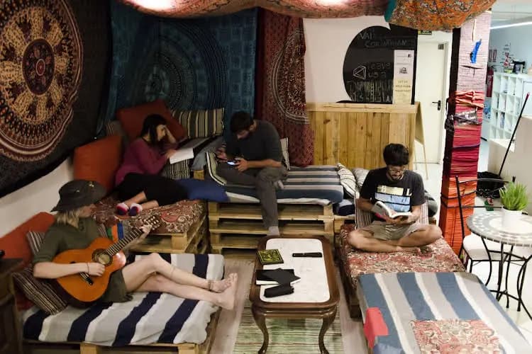 The Hostel Box - Gaudi - photo 6