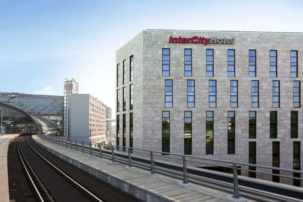 IntercityHotel Berlin Hauptbahnhof - photo 18