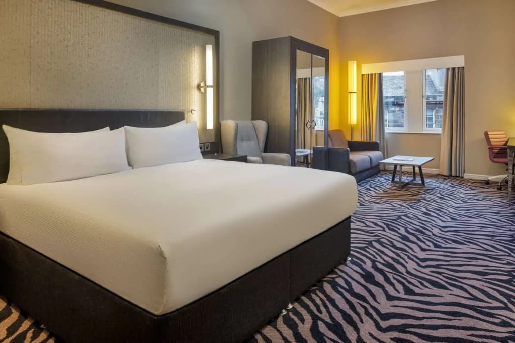 DoubleTree by Hilton Edinburgh City Centre - photo 37