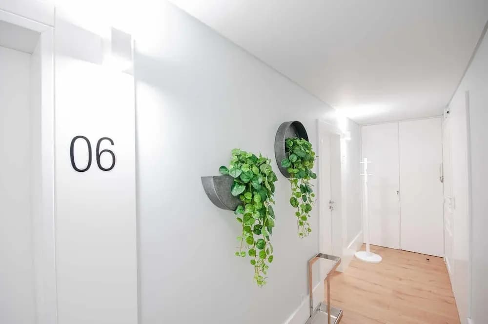NLC Rooms & Suites - photo 10