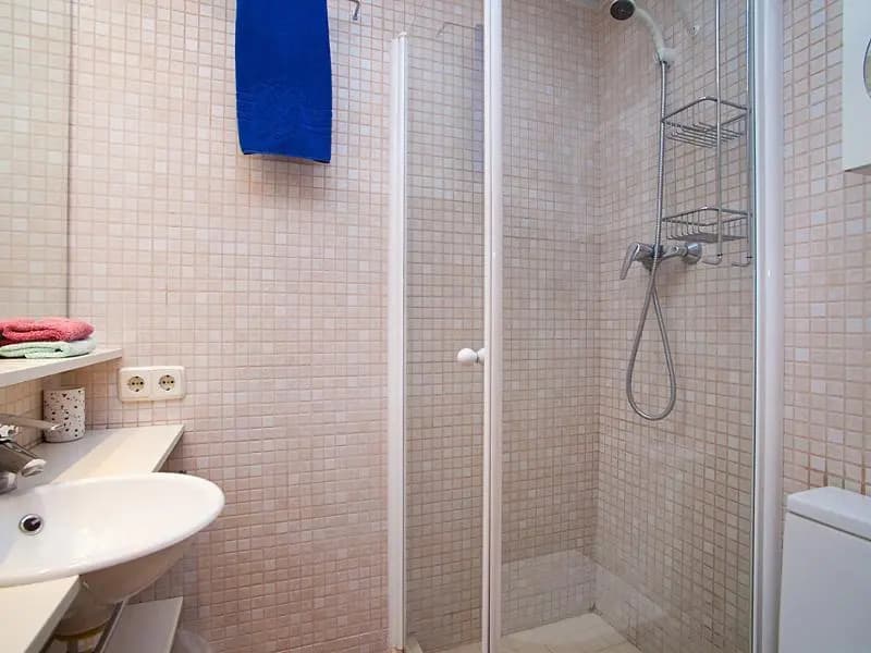Sants-Montjuic Rambla Badal - Four Bedroom - photo 12