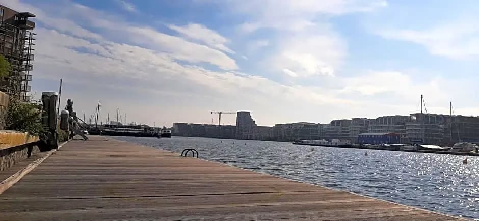 Waterfront Studio - photo 11