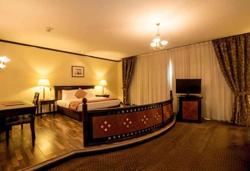 Rolla Suites Hotel - photo 3