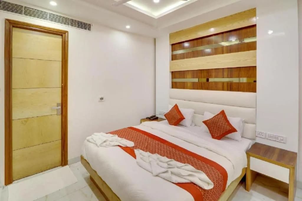 Orange Snapper Hotel - photo 13