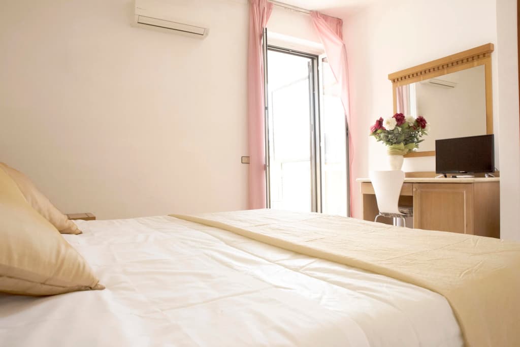 Hotel Anacapri - photo 3