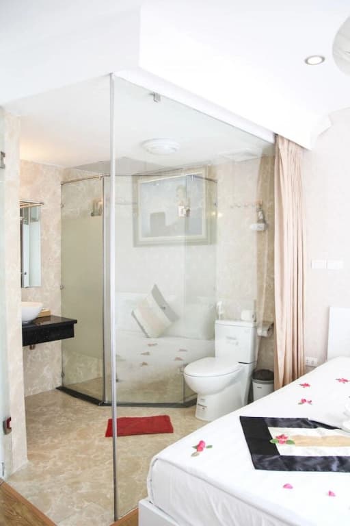 Iris Legend Hotel - photo 16