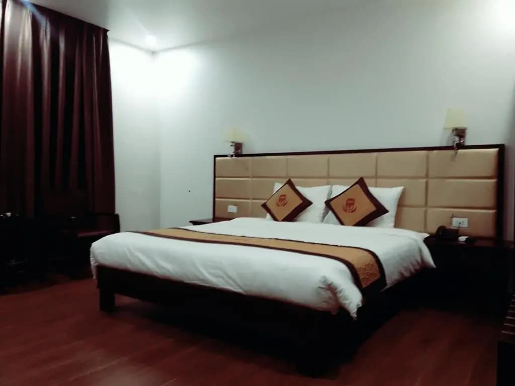 Luxury II Hotel - photo 6