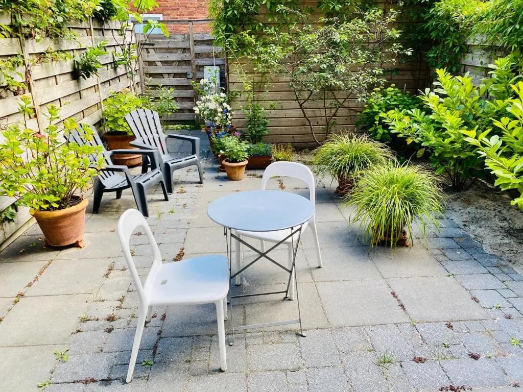 Comfortable private patio room - photo 8