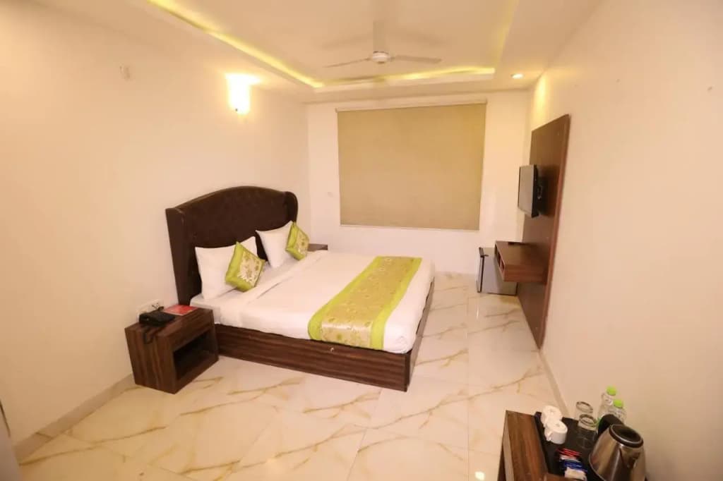 Hotel Milan by Foxi Group-Delhi Airport - photo 24