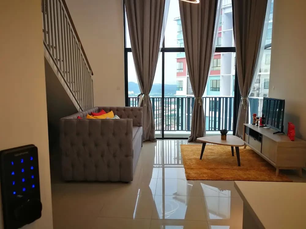 I-City, I-SoHo by HostAssist - photo 5