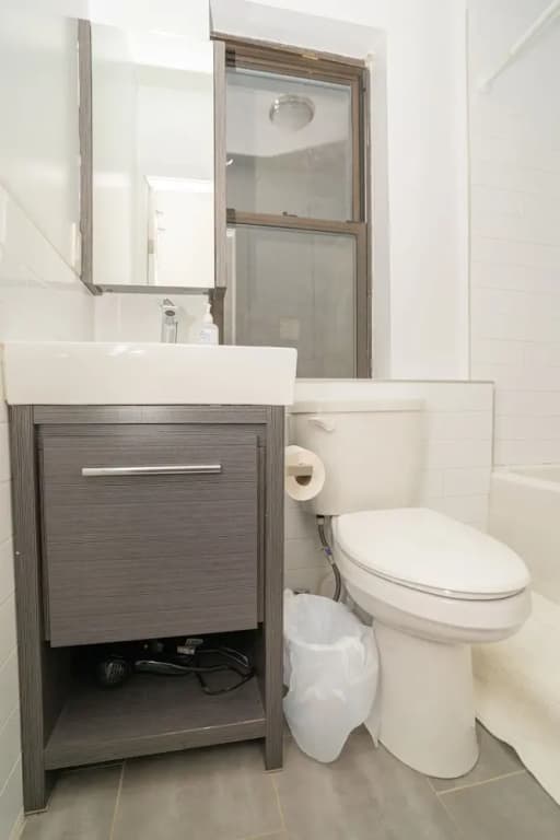Hells Kitchen Apartments 30 Day Stays - photo 8