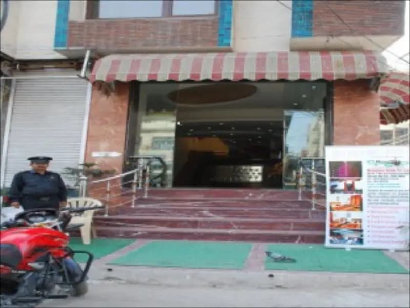 Hotel Revels Plum - photo 9