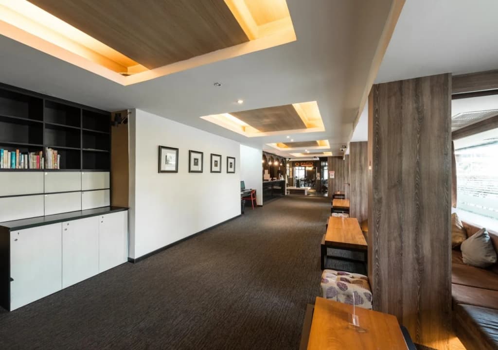 Q Hotel - photo 14