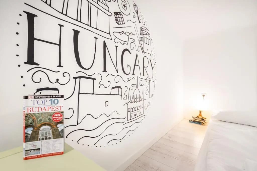BpR Vinyl Style Studio Home with A/C - photo 12