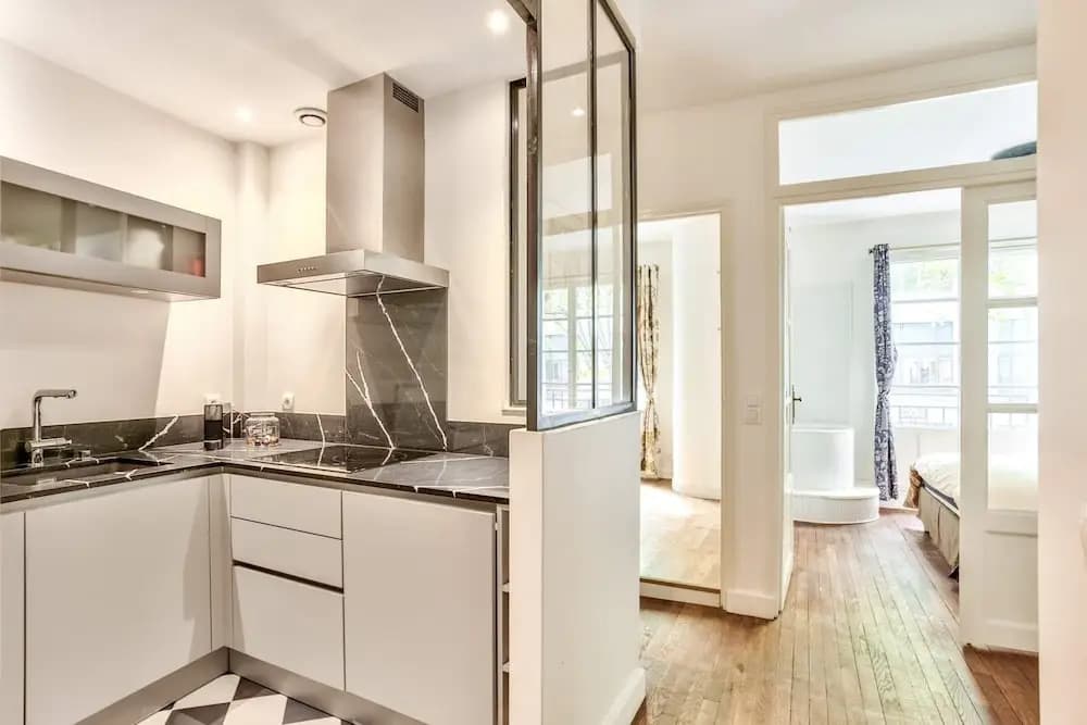 Apartment With Balcony Near Gare Montparnasse - photo 14