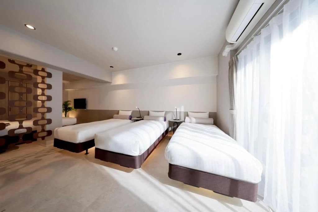 Dotombori Crystal Hotel 3 - photo 2