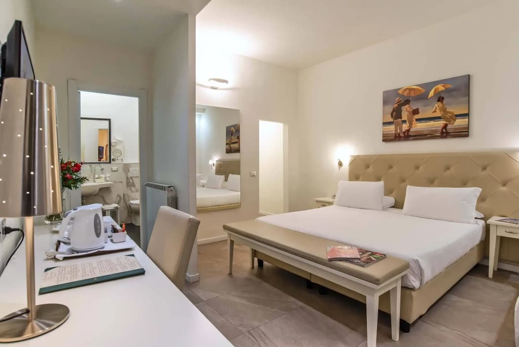 Hotel Accademia - photo 4