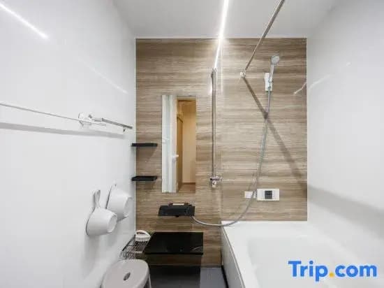 Simply travel-Bloom - photo 2