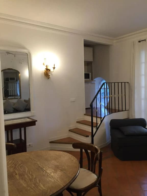 Mithouard Apartment - photo 14