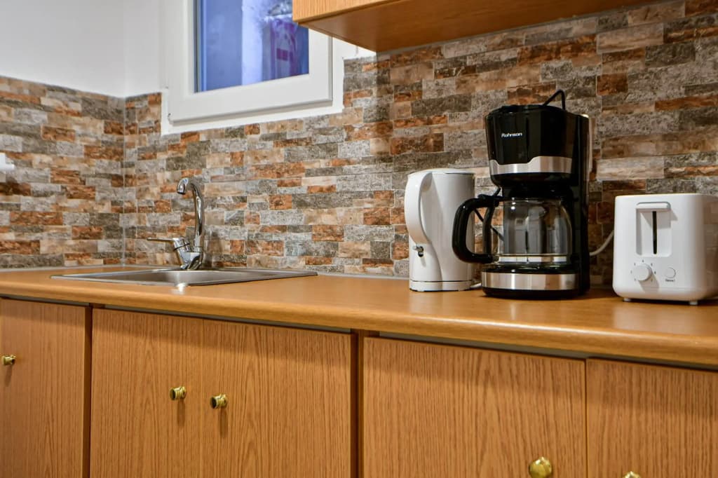 Thiras Lovely Apartment - photo 18