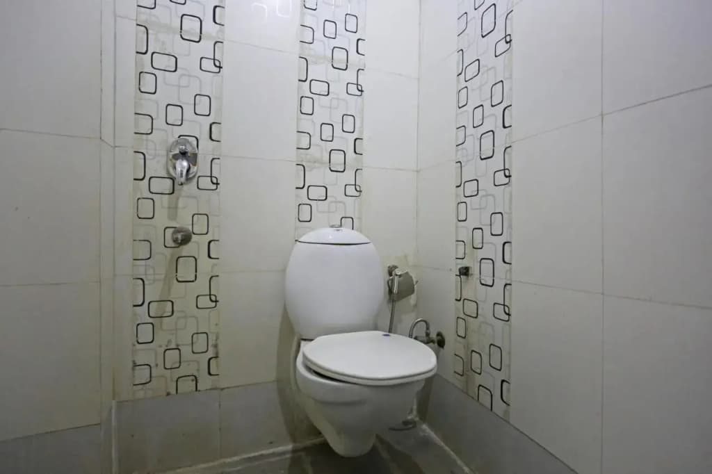 Hotel Milan by Foxi Group-Delhi Airport - photo 10