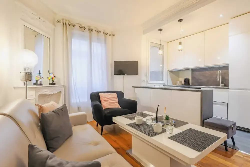 Charming Apartment - 2br/4p- Javel - photo 9