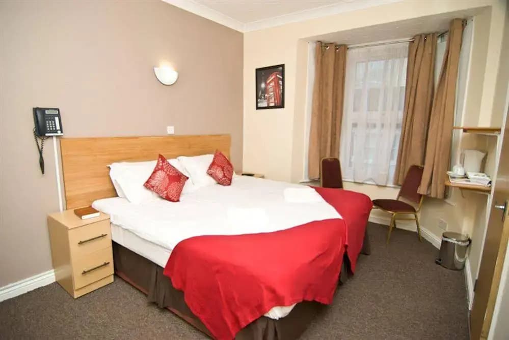 Holland Park Hotel - photo 4