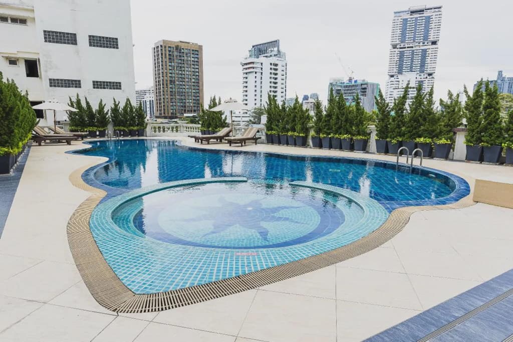 Hope Land Hotel Sukhumvit 24 - photo 20