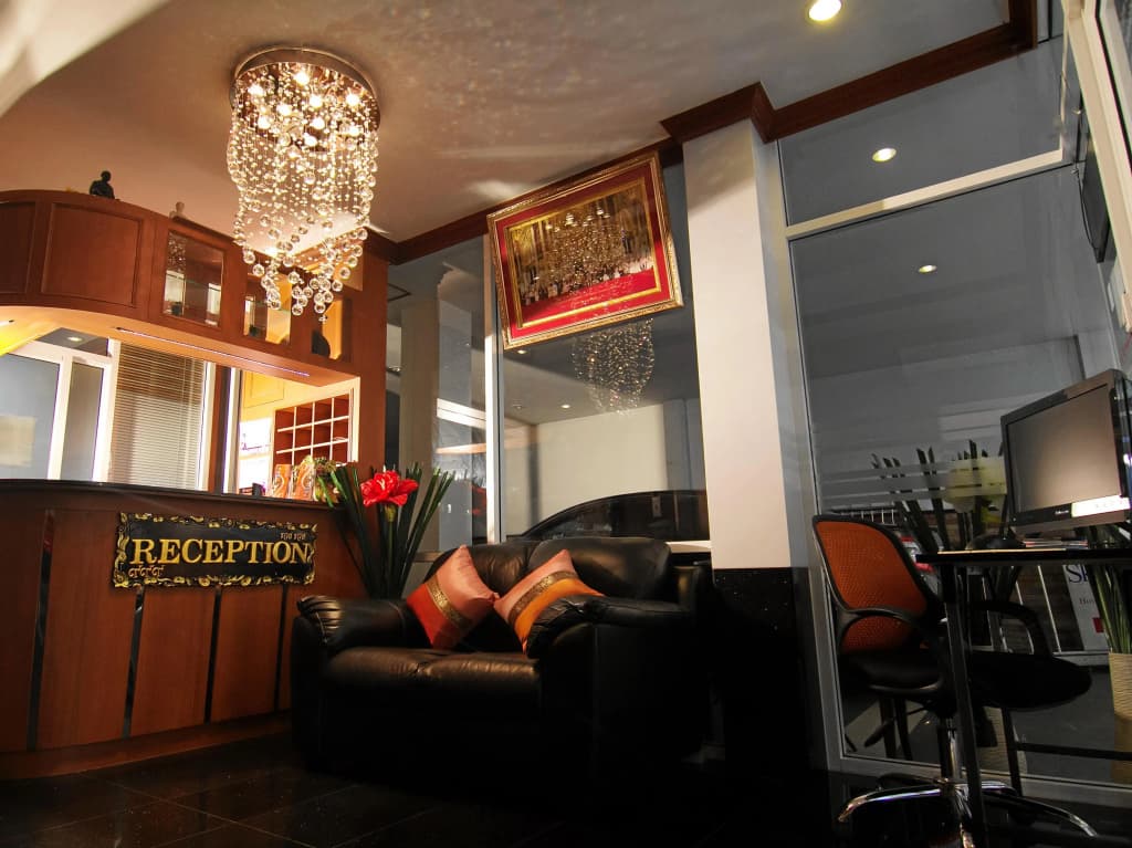Sky Suites - main photo