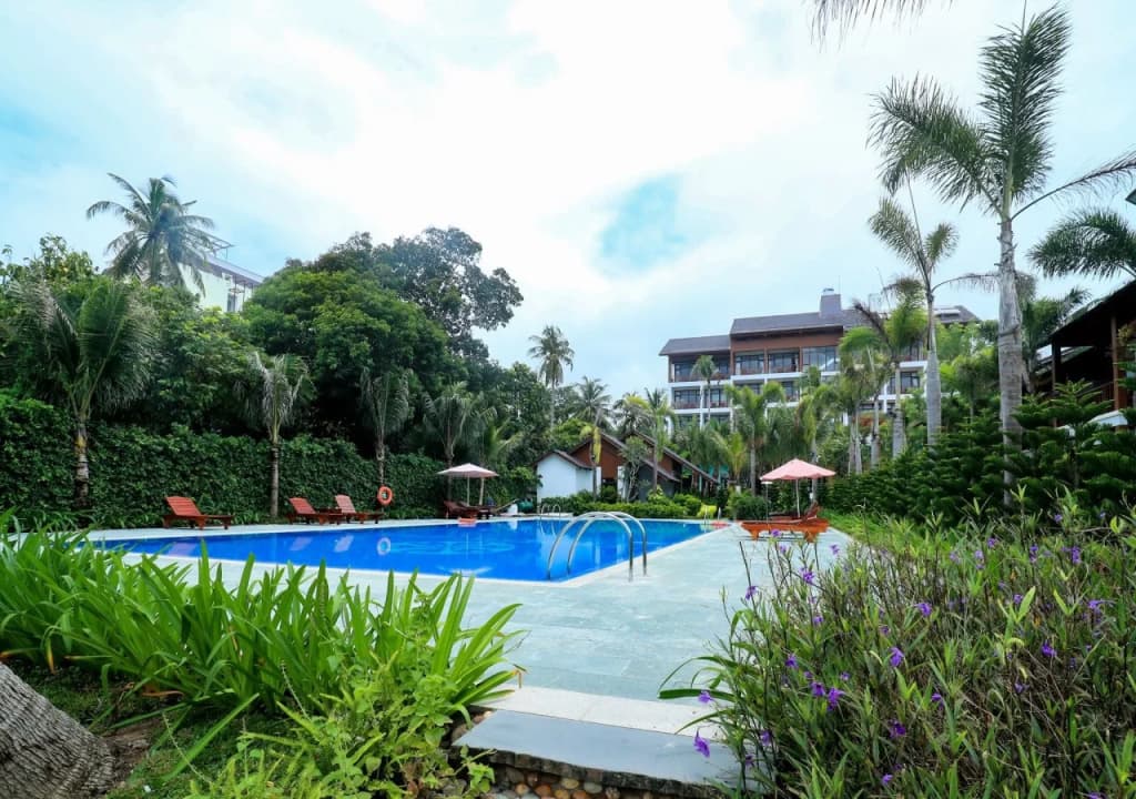 Tropicana Resort - photo 13